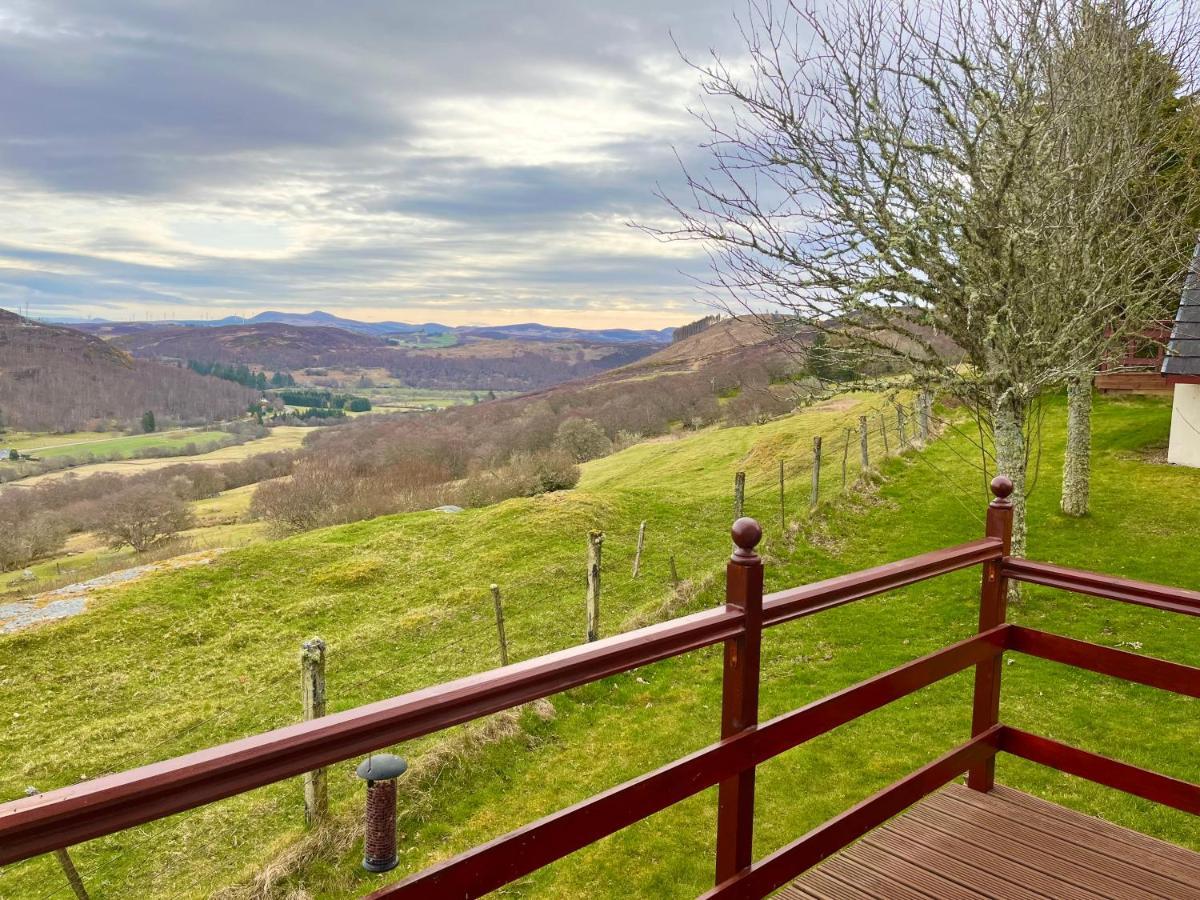 Highland Glen Lodges Rogart エクステリア 写真