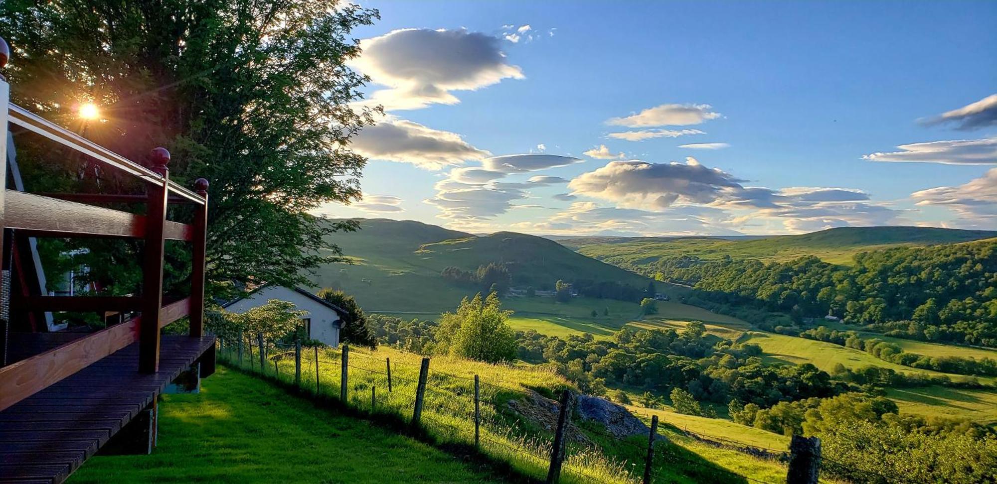 Highland Glen Lodges Rogart エクステリア 写真